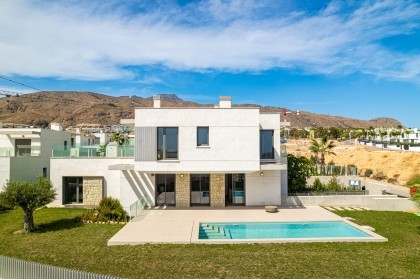 4 Dormitorios - Vivienda en Finestrat
