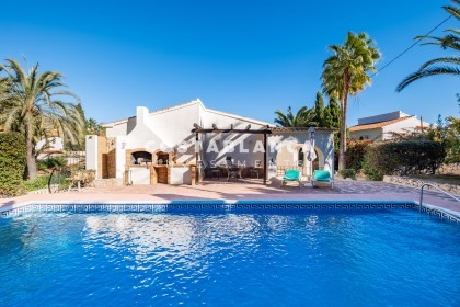 4 Dormitorios - Vivienda en Calpe