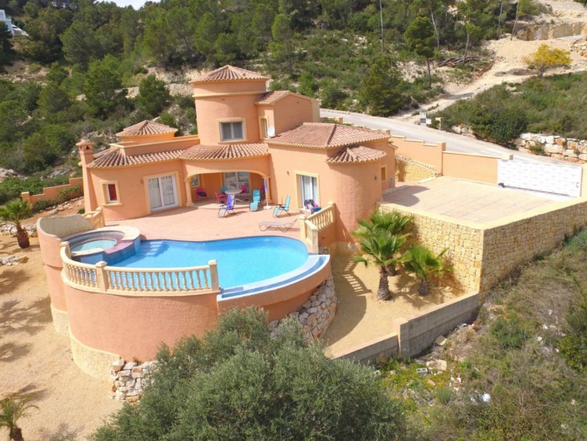 3 Slaapkamers - Chalet independiente in Jávea - Reventa