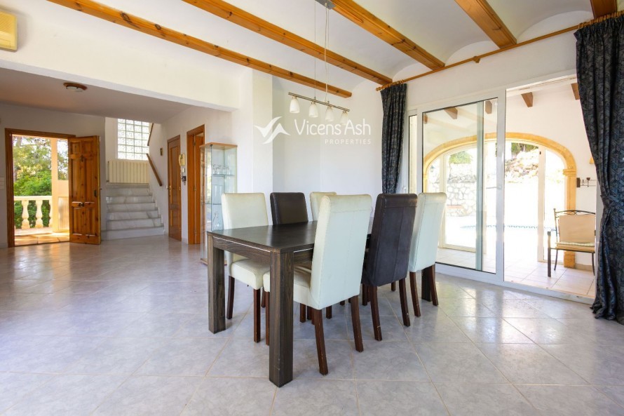 4 Dormitorios - Vivienda en Pedreguer - Reventa