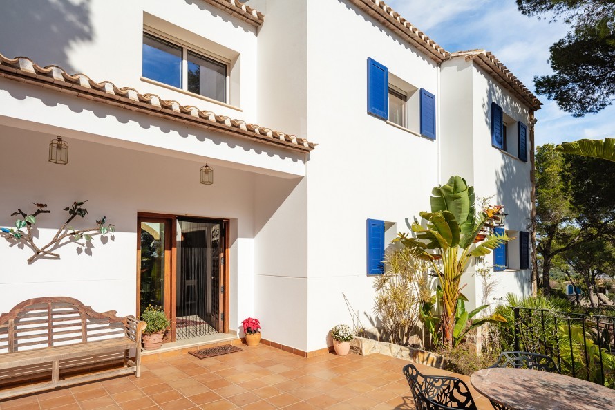 5 Dormitorios - Vivienda en  - 