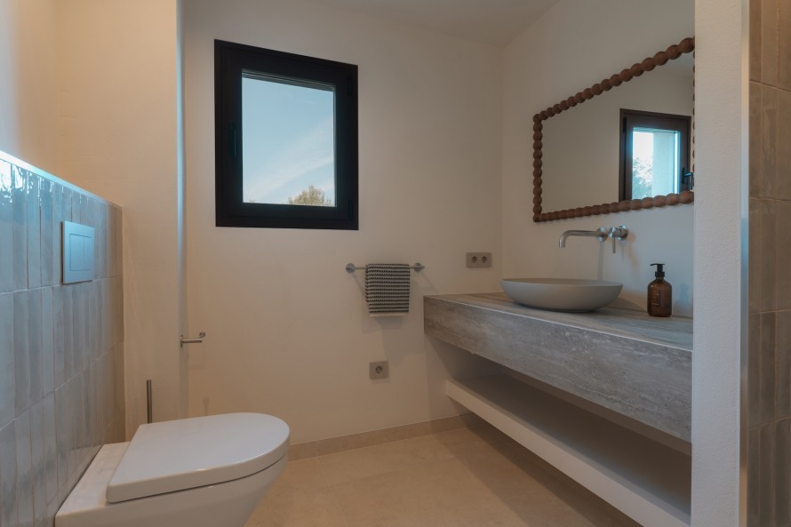 5 Dormitorios - Vivienda en  - 