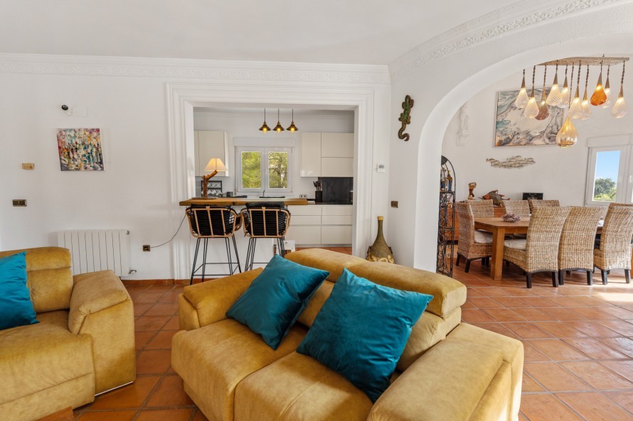 5 Dormitorios - Vivienda en  - 