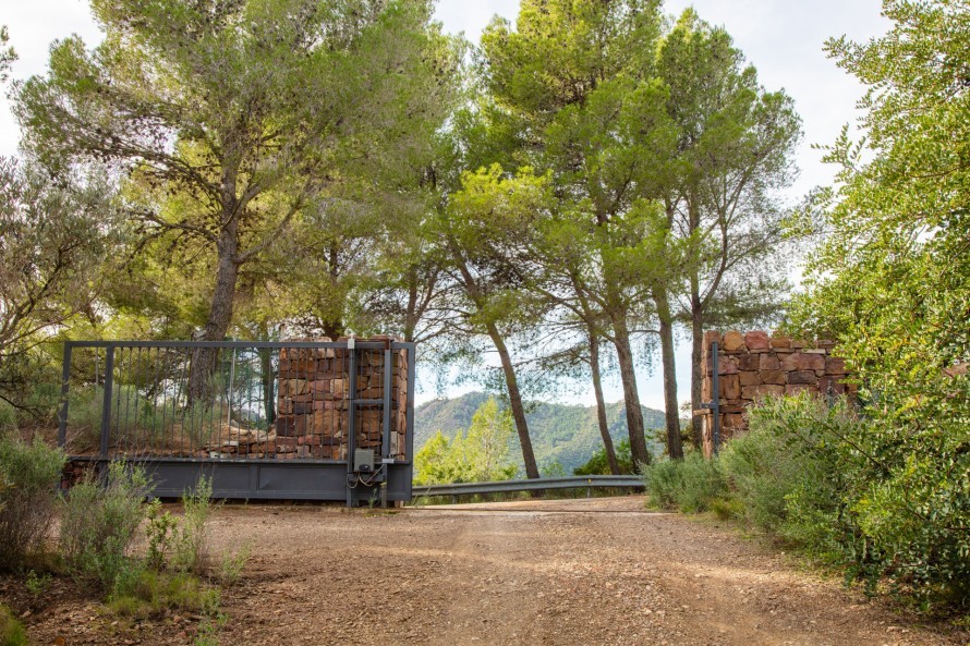 12 Dormitorios - Vivienda en  - 