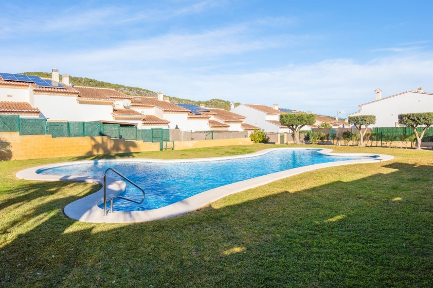 2 Dormitorios - Vivienda en  - 