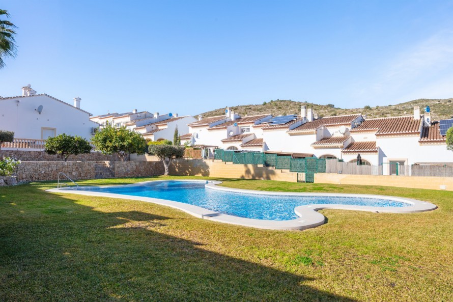 2 Dormitorios - Vivienda en  - 