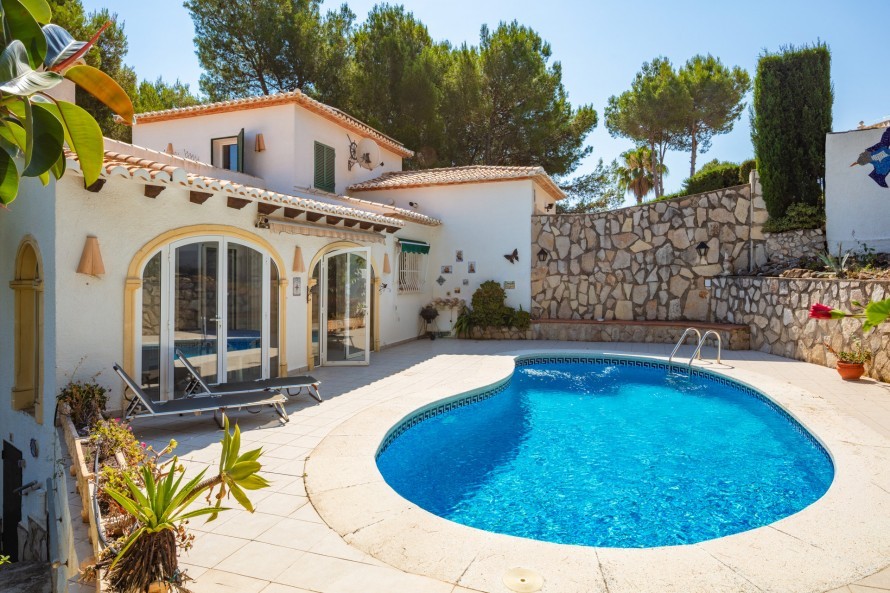 4 Dormitorios - Vivienda en  - 