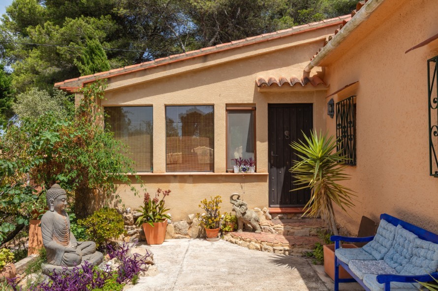 4 Dormitorios - Vivienda en  - 
