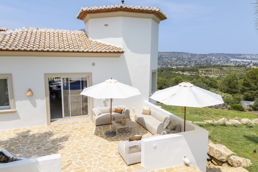 9 Dormitorios - Jávea / Xàbia — 92/105