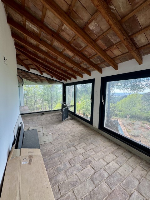 12 Bedrooms - — 37/50