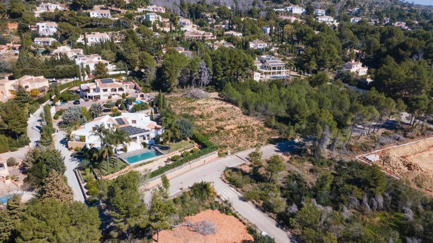 5 Bedrooms - — 22/22
