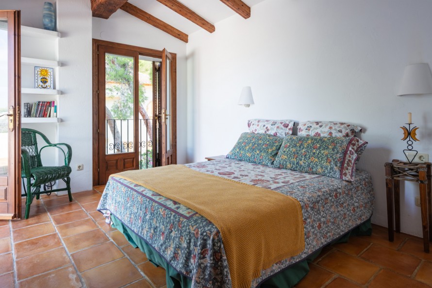 3 Bedrooms - — 30/47