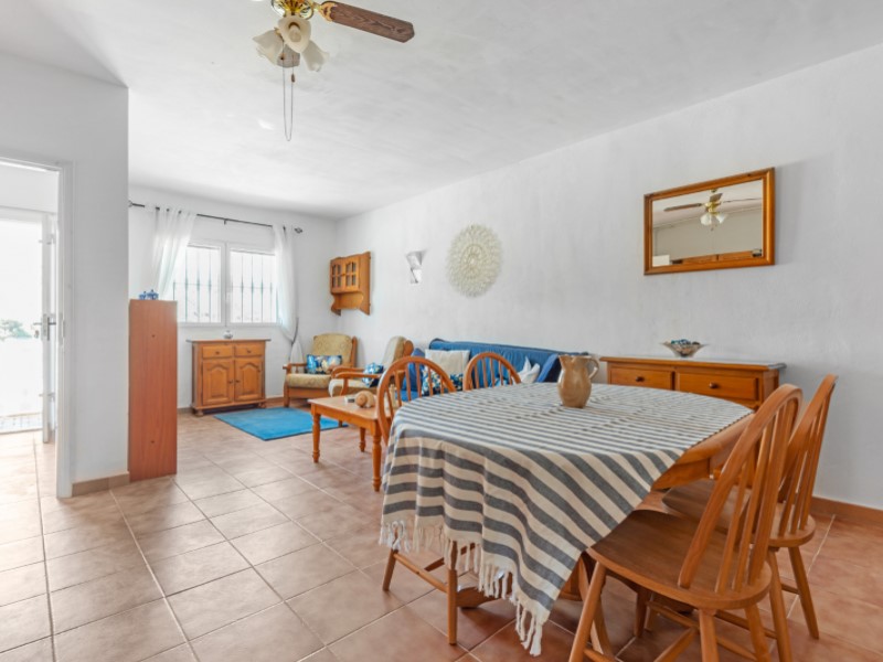 4 Bedrooms - El Campello — 48/48