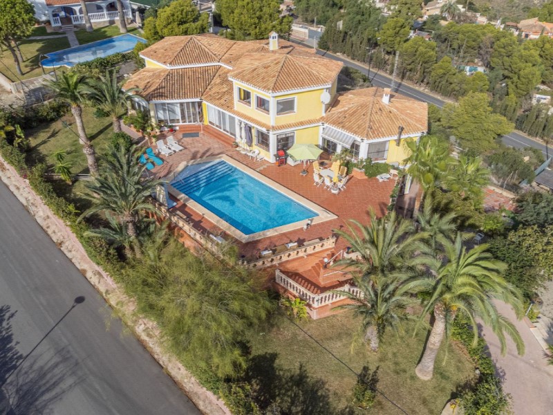 5 Bedrooms - El Campello — 2/56