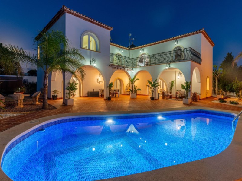 6 Bedrooms - Busot — 6/57