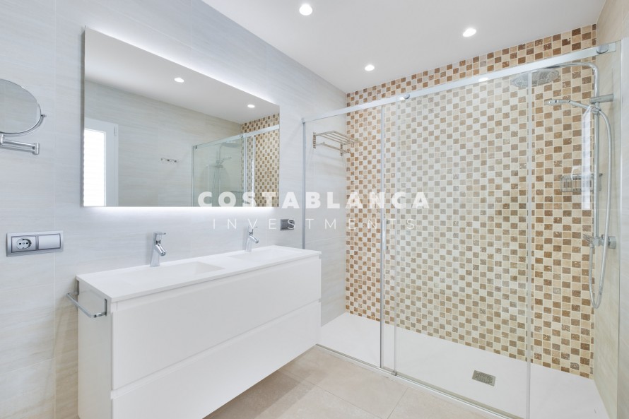 5 Dormitorios - Albir — 20/35