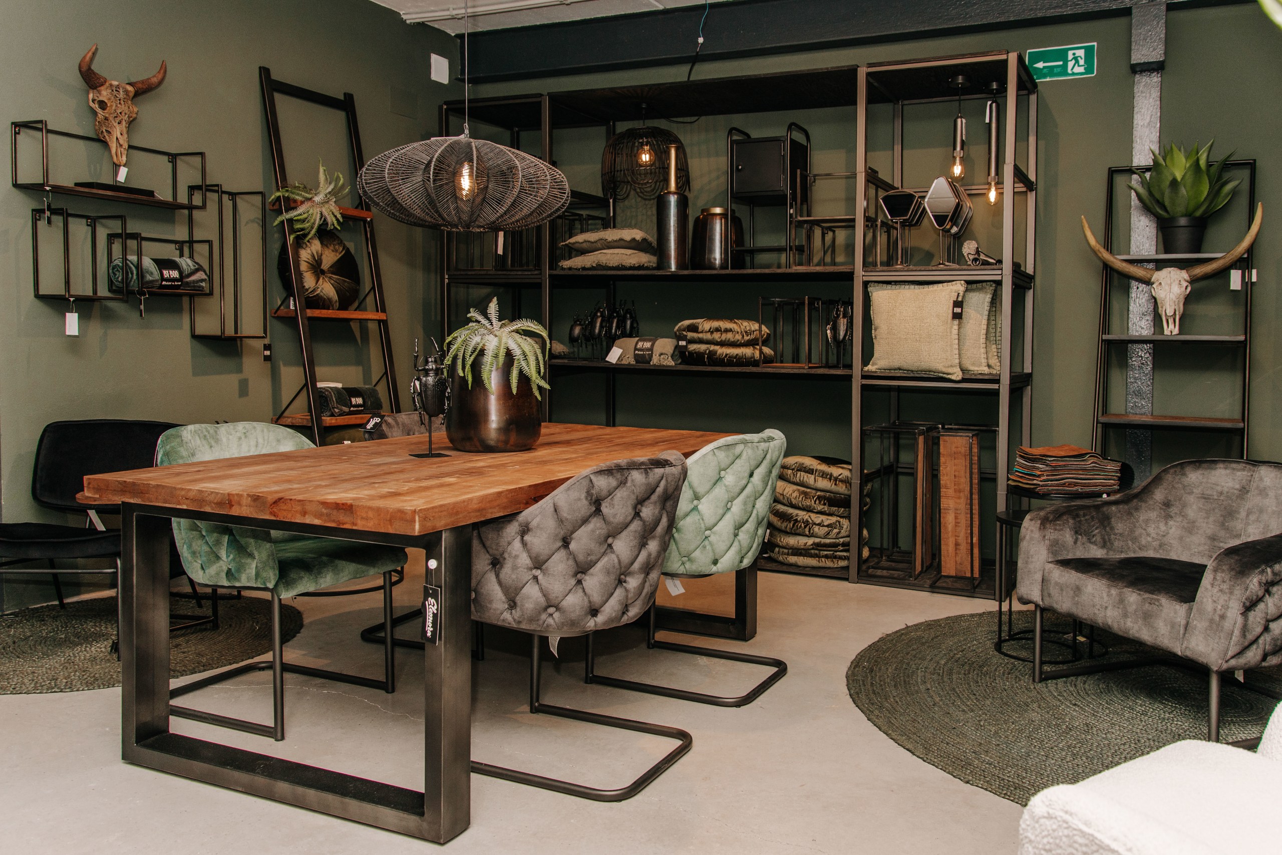 Ausstellung Bella Furniture
