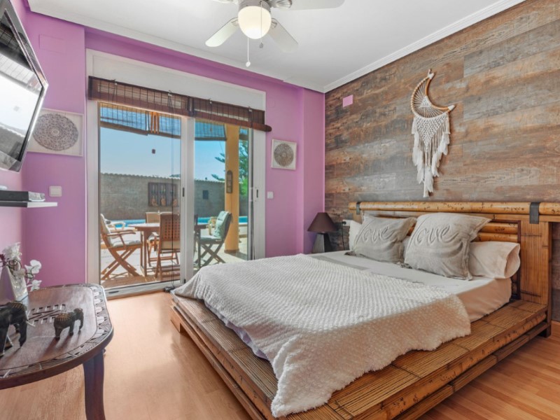 5 Bedrooms - Busot — 16/47