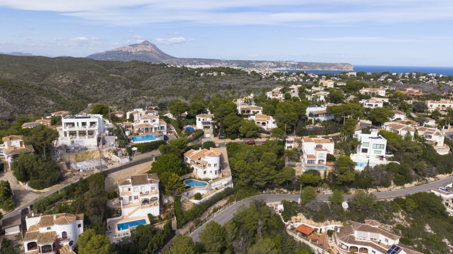 5 Bedrooms - — 39/39