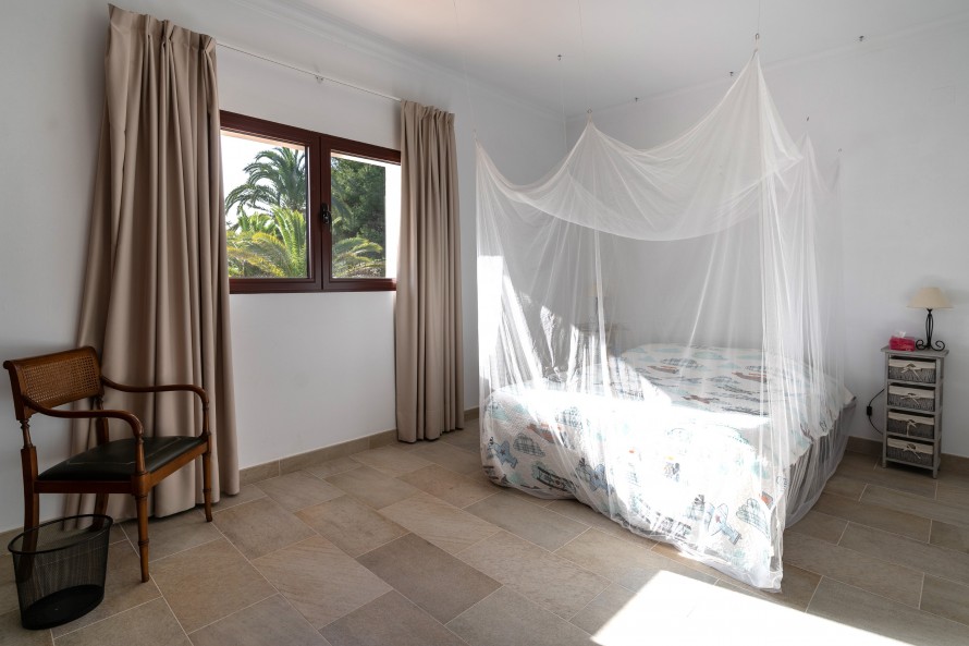 13 Dormitorios - Jávea / Xàbia — 30/70