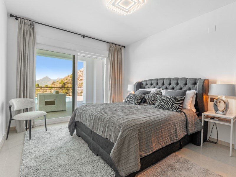 4 Bedrooms - Altea — 16/86