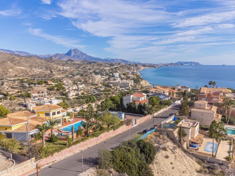 5 Bedrooms - El Campello — 8/56