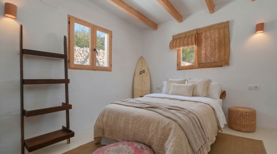 4 Bedrooms - — 14/43