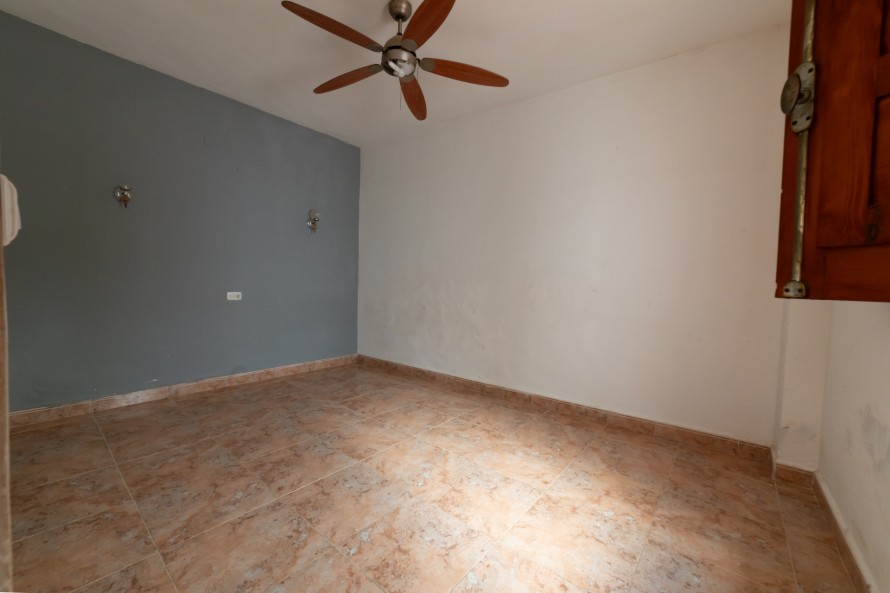 5 Bedrooms - — 9/20