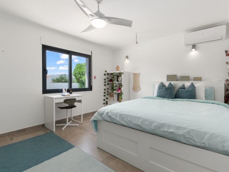 4 Bedrooms - Busot — 13/61