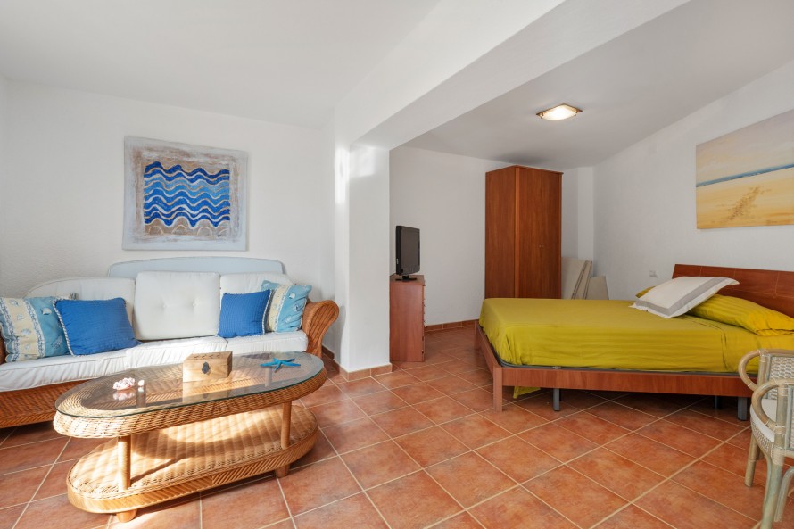 5 Bedrooms - — 26/39