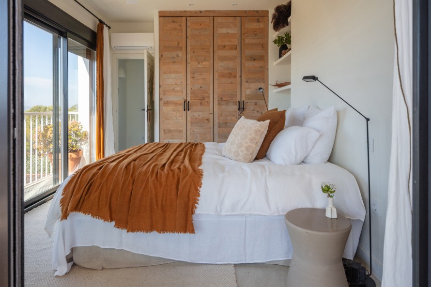 4 Bedrooms - — 14/50
