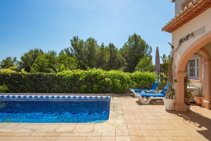 4 Bedrooms - — 28/36