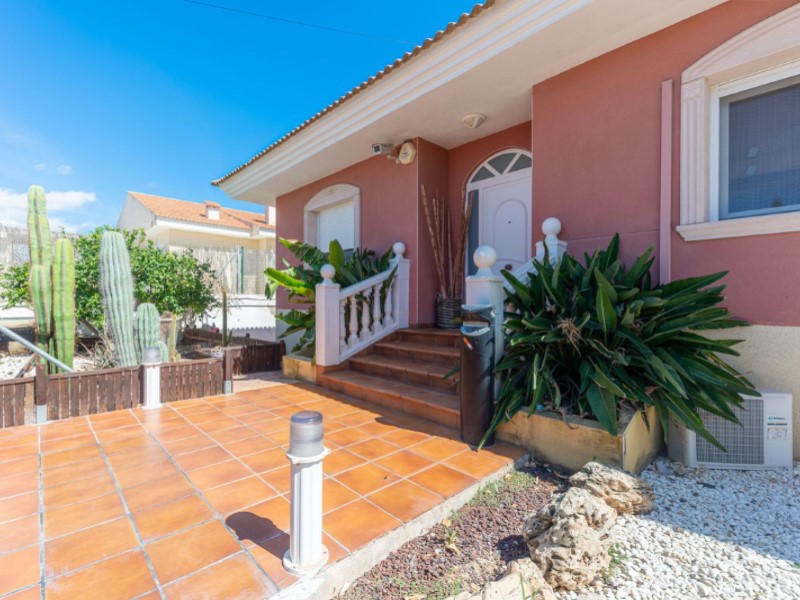 5 Bedrooms - Busot — 36/47