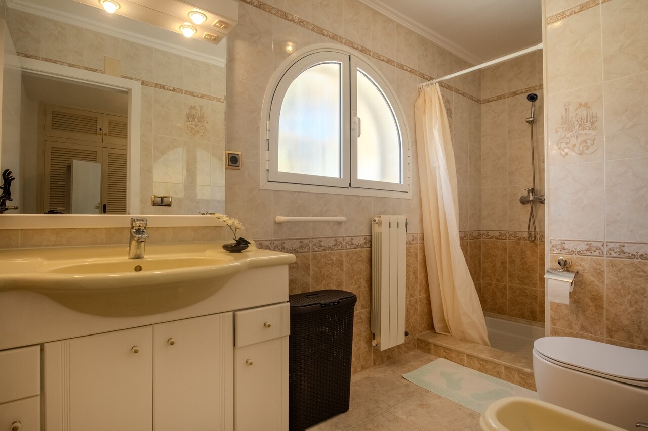 4 Bedrooms - Moraira — 4/50