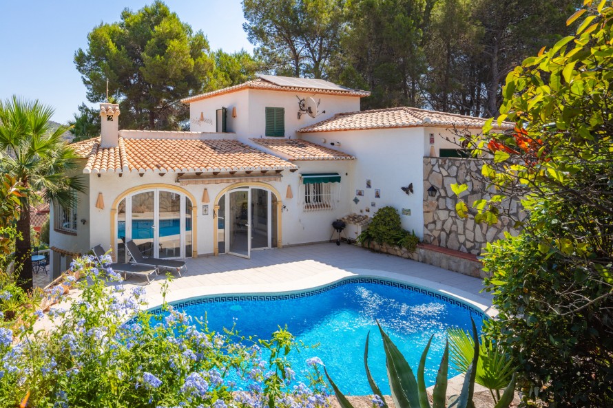 4 Bedrooms - — 26/33
