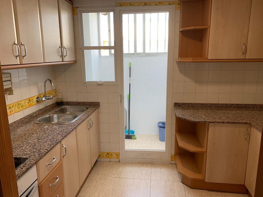 4 Bedrooms - — 9/20