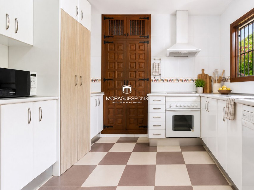 6 Bedrooms - Jávea — 22/42