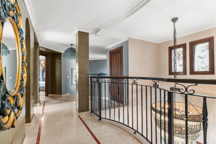 6 Dormitorios - Altea — 39/84