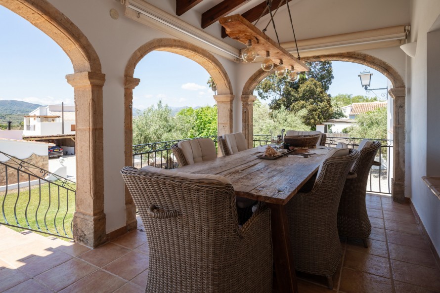 7 Bedrooms - — 28/47