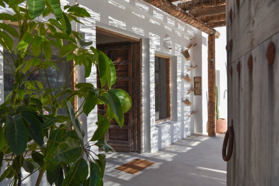 4 Bedrooms - — 35/43