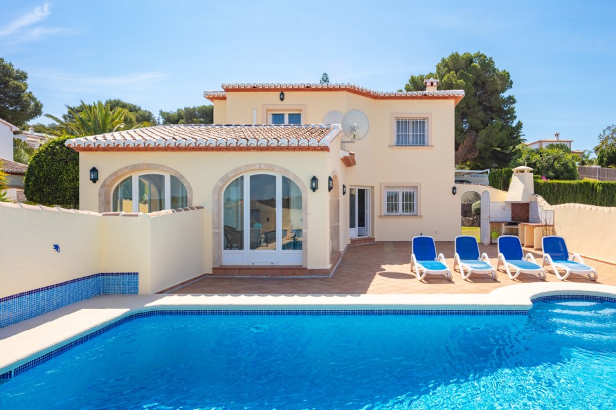 3 Bedrooms - — 21/40