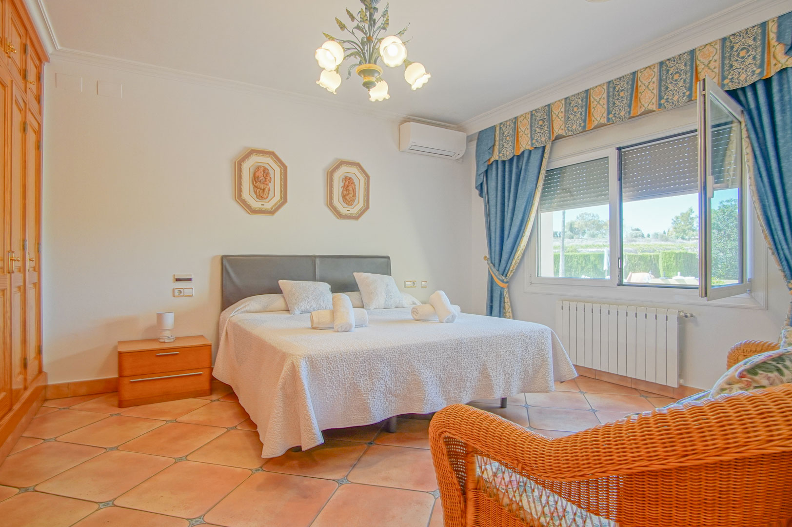 8 Bedrooms - Benissa — 22/50