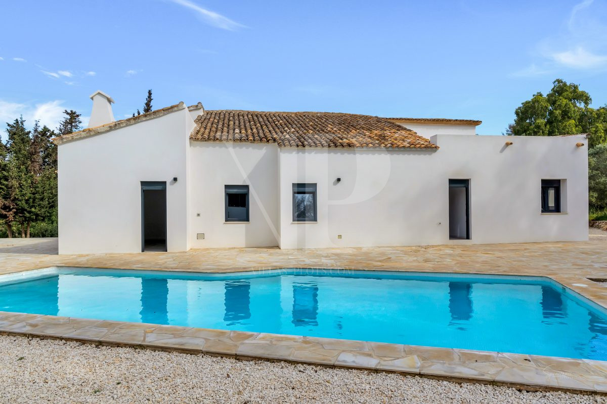 4 Bedrooms - Jávea