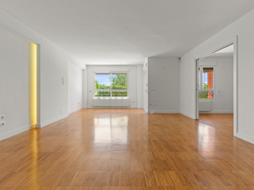 4 Bedrooms - Alicante / Alacant — 8/39