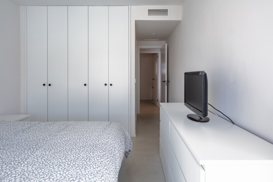 2 Bedrooms - — 15/36