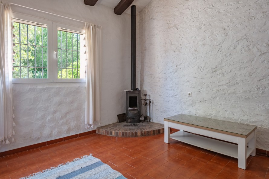 3 Bedrooms - — 11/26
