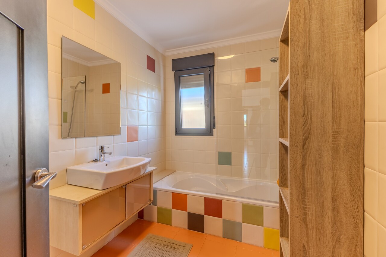 6 Bedrooms - Jávea — 34/50