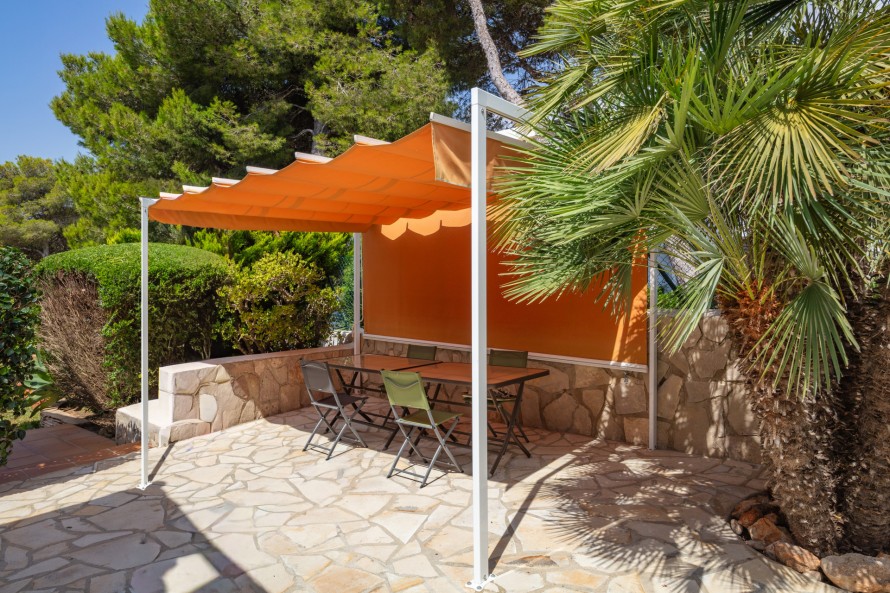 4 Bedrooms - — 29/36
