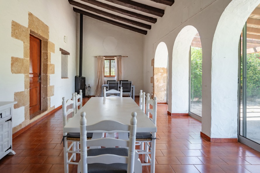 3 Bedrooms - — 7/26