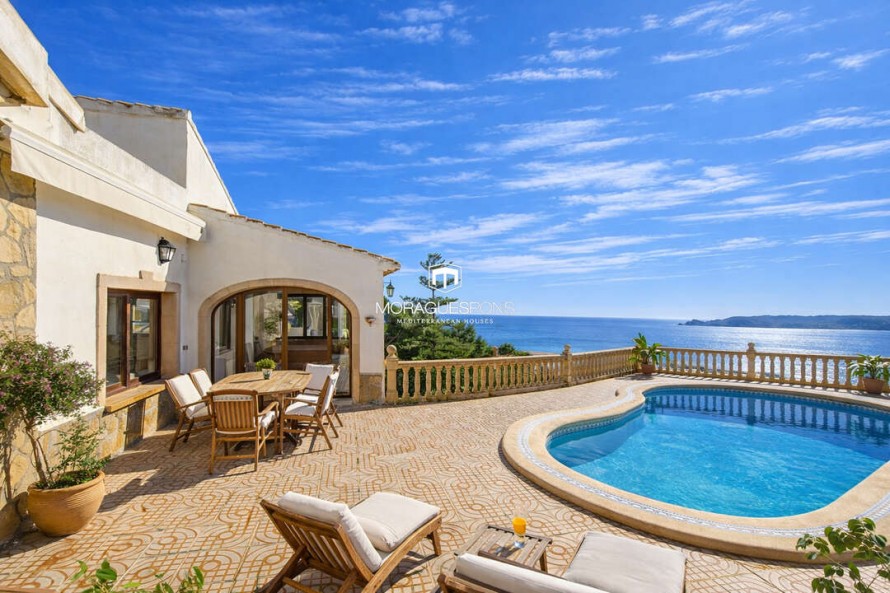 5 Bedrooms - Jávea — 1/41